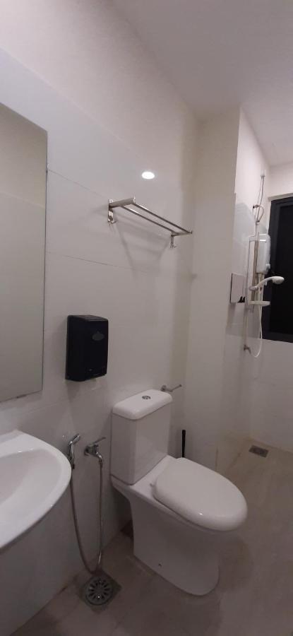 Cozystay @ Core Soho Suite Klia Сепанг Екстериор снимка